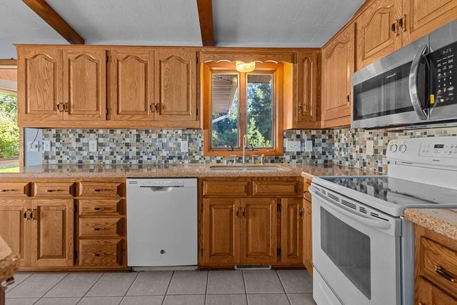 634 E WALNUT PLACE, Sturgeon Bay, WI 54235