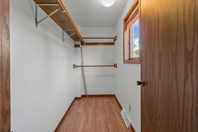 634 E WALNUT PLACE, Sturgeon Bay, WI 54235