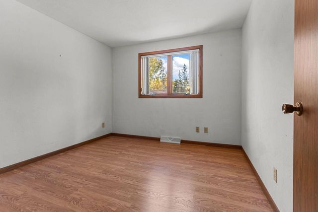 634 E WALNUT PLACE, Sturgeon Bay, WI 54235