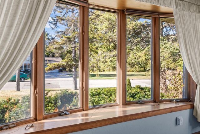 634 E WALNUT PLACE, Sturgeon Bay, WI 54235