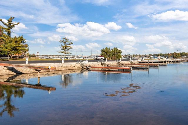 634 E WALNUT PLACE, Sturgeon Bay, WI 54235