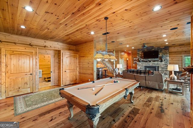 483 Kennebec Drive, Mineral Bluff, GA 30559
