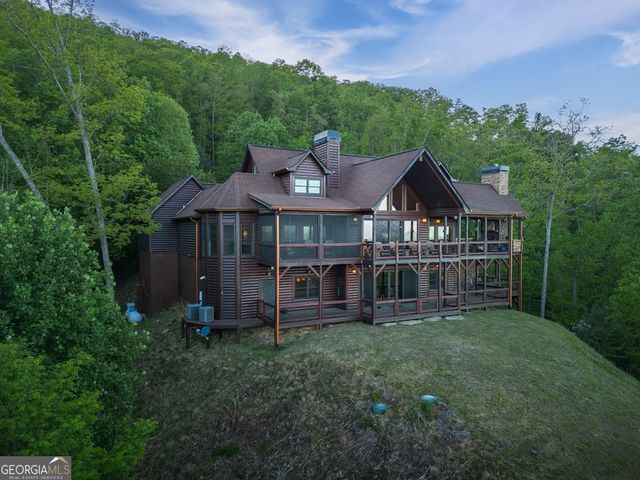 483 Kennebec Drive, Mineral Bluff, GA 30559