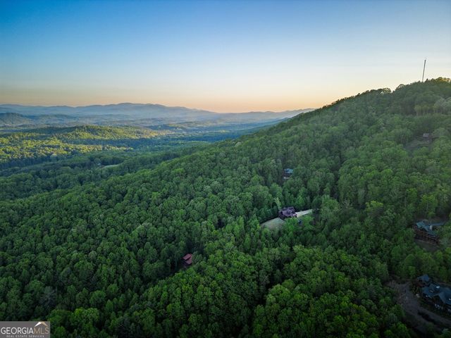 483 Kennebec Drive, Mineral Bluff, GA 30559