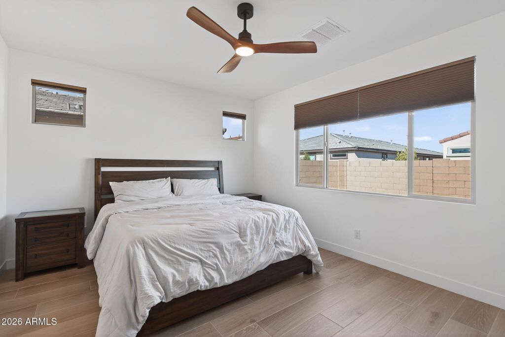 Image 15 of property listing at 5416 W JACKALOPE Lane, Laveen, AZ 85339