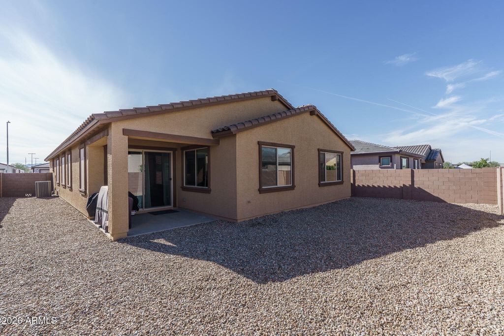 Image 27 of property listing at 5416 W JACKALOPE Lane, Laveen, AZ 85339
