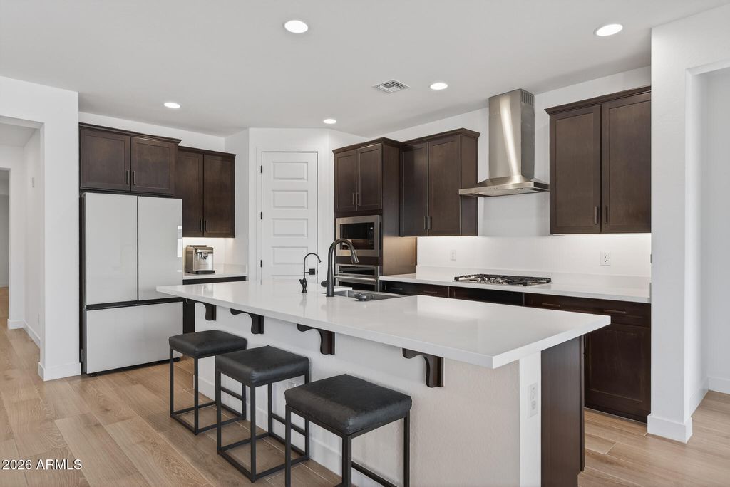 Image 3 of property listing at 5416 W JACKALOPE Lane, Laveen, AZ 85339