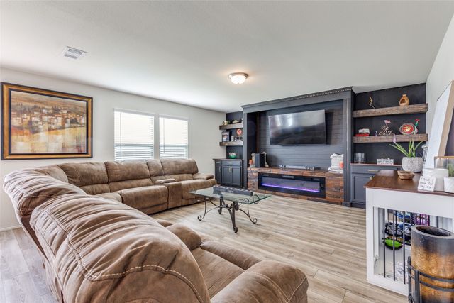 16024 Pemberly Way, Haslet, TX 76052