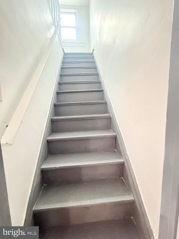 341 PEAR ST, Reading, PA 19601