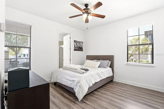 2506 JACQUELINE SUGLIO ALLEY, Orlando, FL 32828