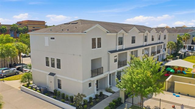 2506 JACQUELINE SUGLIO ALLEY, Orlando, FL 32828