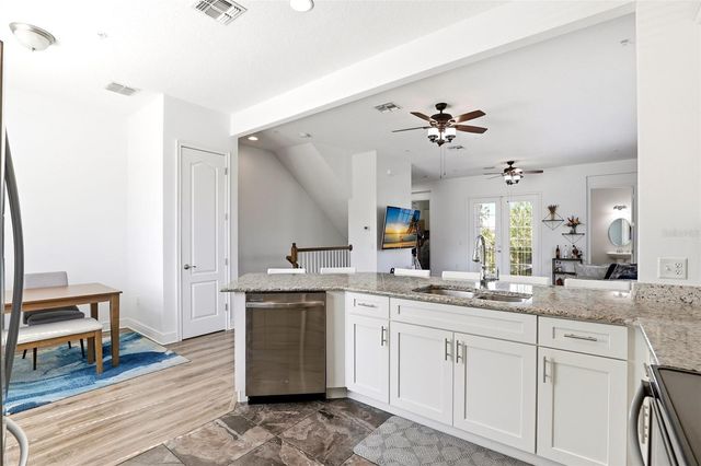 2506 JACQUELINE SUGLIO ALLEY, Orlando, FL 32828