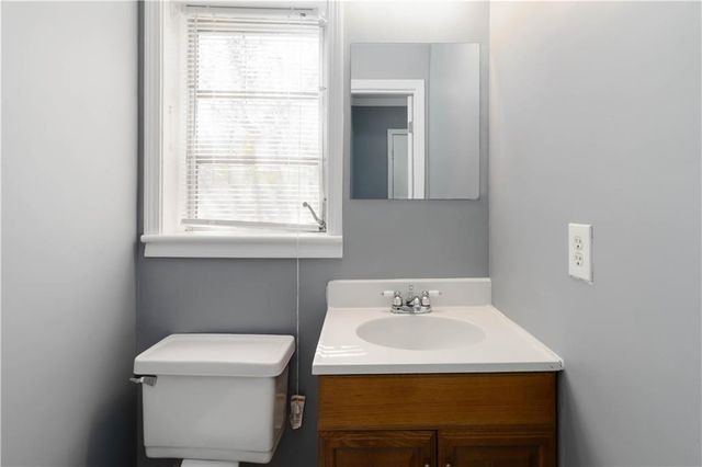 2401 Judson Ave, East Point, GA 30344