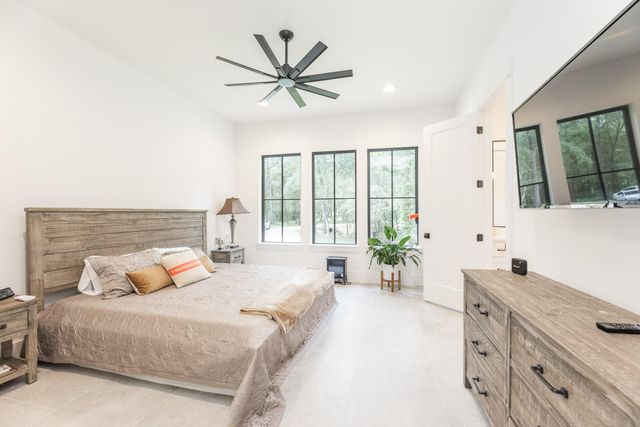 21701 Dan Drive, Magnolia, TX 77355