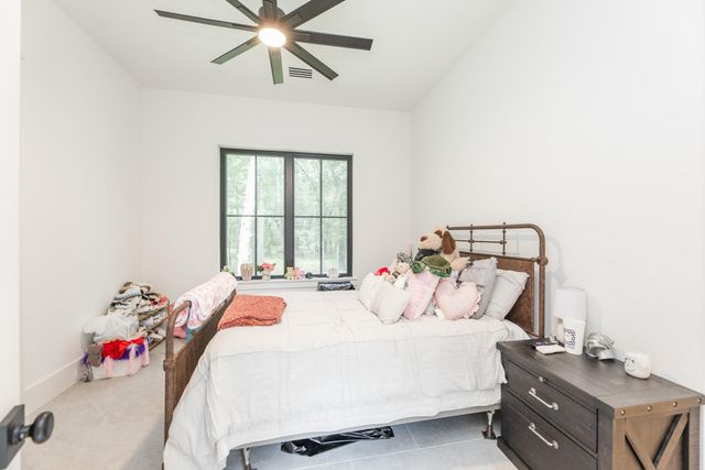21701 Dan Drive, Magnolia, TX 77355