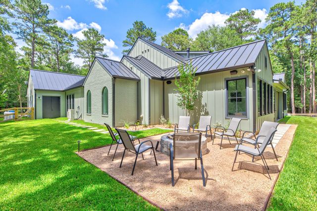 21701 Dan Drive, Magnolia, TX 77355