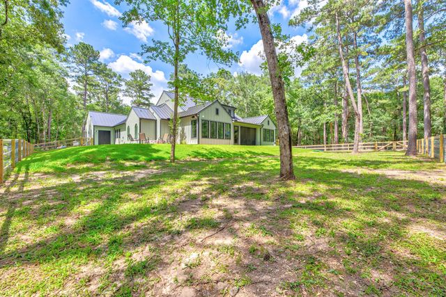 21701 Dan Drive, Magnolia, TX 77355