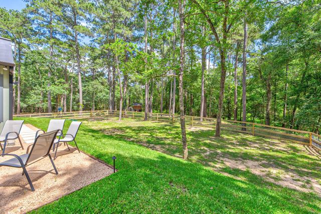 21701 Dan Drive, Magnolia, TX 77355