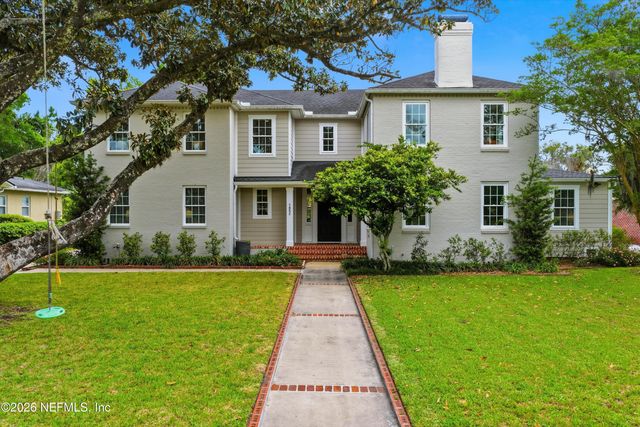 1052 HOLLY Lane, Jacksonville, FL 32207