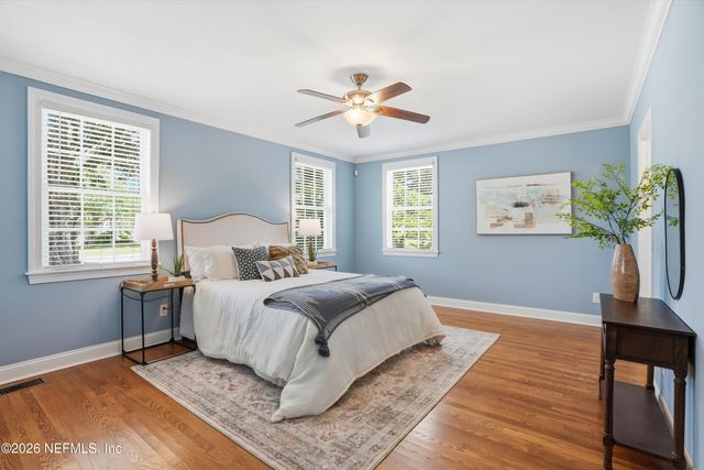 1052 HOLLY Lane, Jacksonville, FL 32207