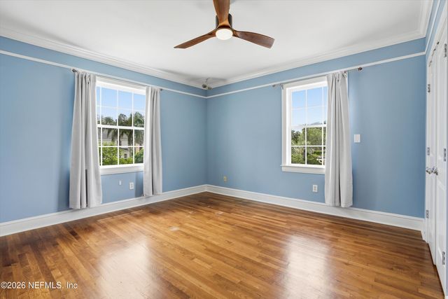 1052 HOLLY Lane, Jacksonville, FL 32207