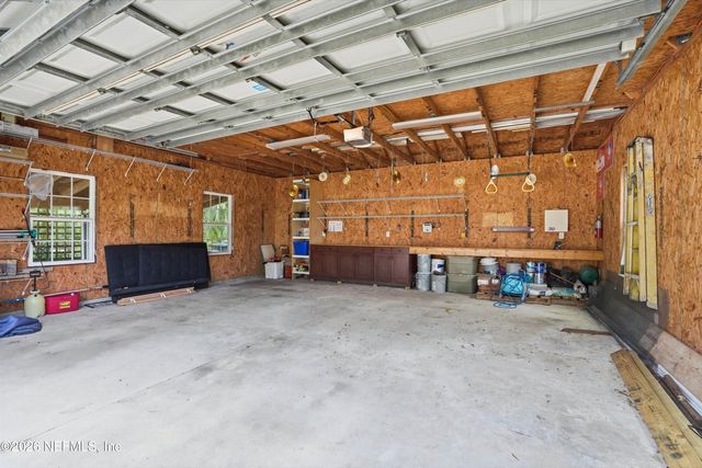 1052 HOLLY Lane, Jacksonville, FL 32207