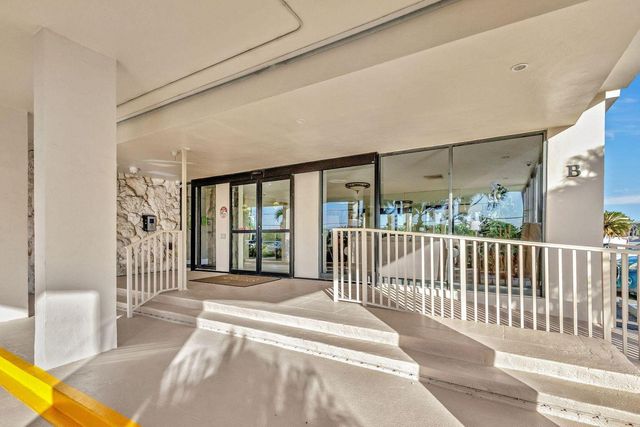 5480 N Ocean Drive B1a, Singer Island, FL 33404