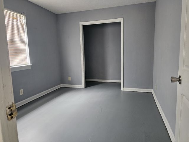 212 Cedar River Rd, Shelbyville, TN 37160