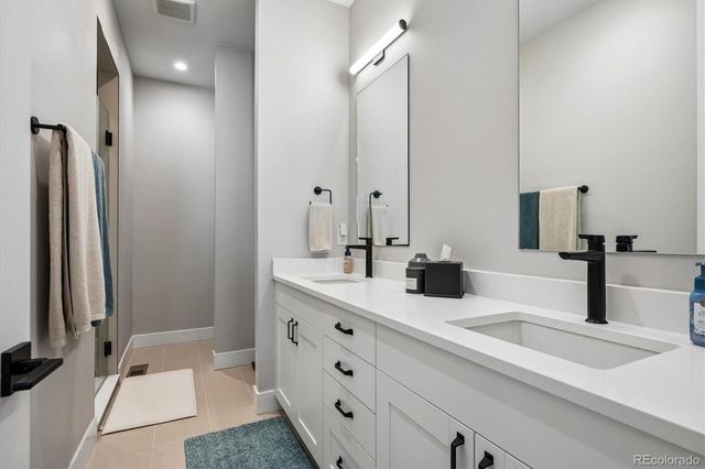 8260 E 36th Avenue 30, Denver, CO 80238