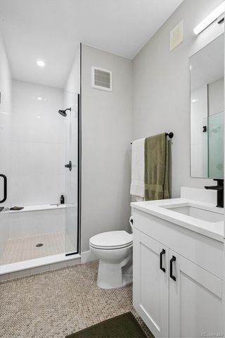 8260 E 36th Avenue 30, Denver, CO 80238