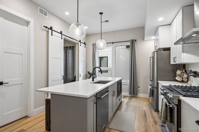 8260 E 36th Avenue 30, Denver, CO 80238