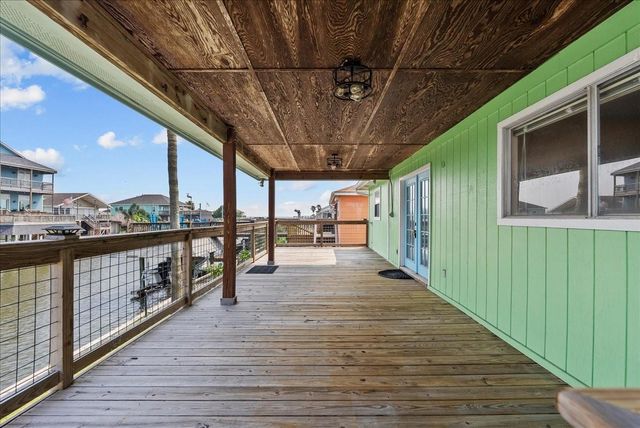 984 Bonita Street, Bayou Vista, TX 77563