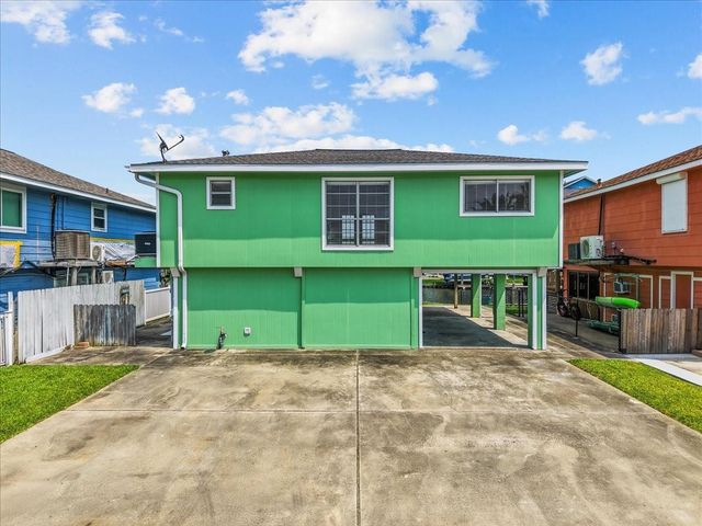 984 Bonita Street, Bayou Vista, TX 77563