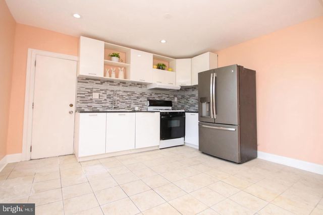 2813 S 81ST ST, Philadelphia, PA 19153