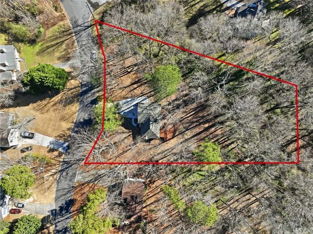 2151 GrayField Drive, Grayson, GA 30017