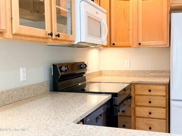 202 Fairway Drive, Hampstead, NC 28443