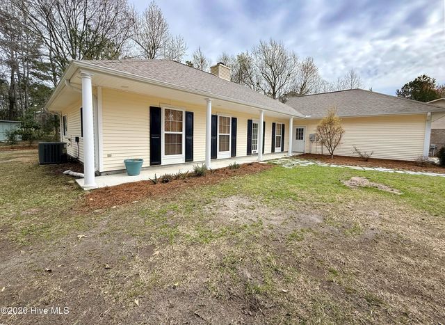 202 Fairway Drive, Hampstead, NC 28443