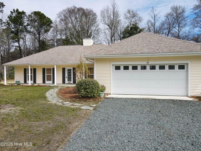 202 Fairway Drive, Hampstead, NC 28443