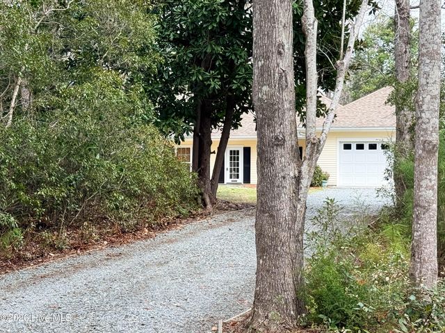 202 Fairway Drive, Hampstead, NC 28443