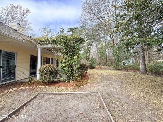 202 Fairway Drive, Hampstead, NC 28443