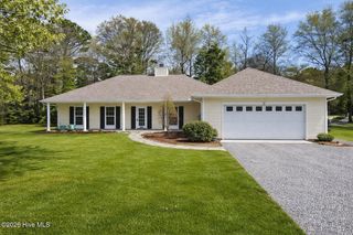 202 Fairway Drive, Hampstead, NC 28443