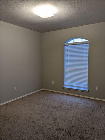 6005 Harwood Crossing Drive, Arlington, TX 76018