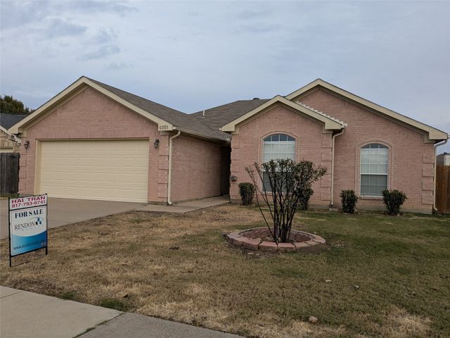 6005 Harwood Crossing Drive, Arlington, TX 76018