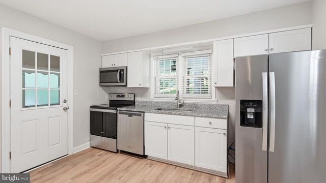 6499 BRIGGS RD, Warrenton, VA 20187