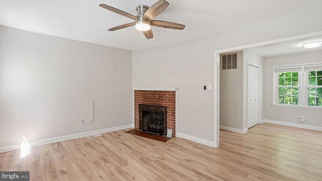 6499 BRIGGS RD, Warrenton, VA 20187