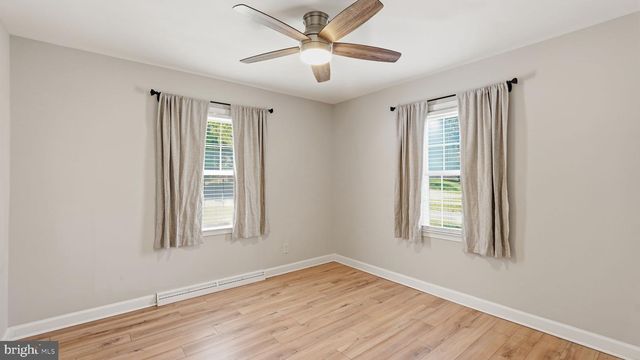 6499 BRIGGS RD, Warrenton, VA 20187