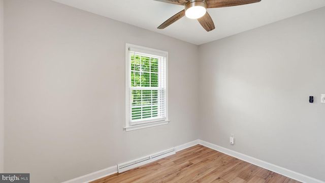 6499 BRIGGS RD, Warrenton, VA 20187