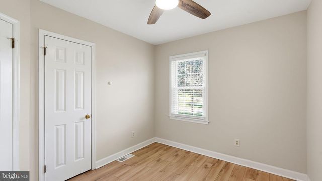 6499 BRIGGS RD, Warrenton, VA 20187