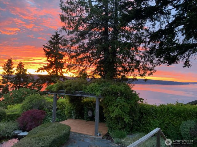 11912 Marine View Drive, Edmonds, WA 98026