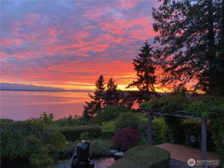 11912 Marine View Drive, Edmonds, WA 98026